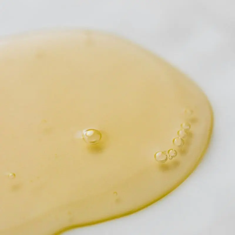 Ginger Oil with white background ingredient blog image azara natural